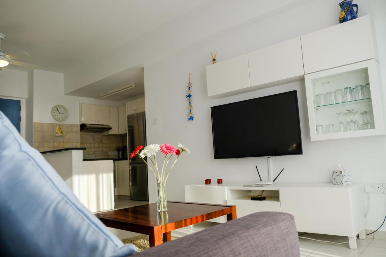 Zero Zero 2 Apartment Peyia Bagian luar foto